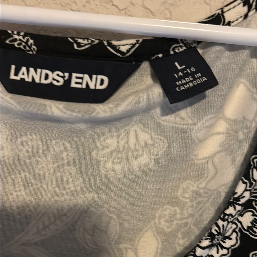 Land’s End‎ Floral Black and White Dress - Picture 3 of 7